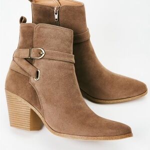 JustFab Della Block Heeled Bootie